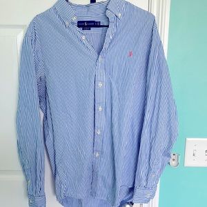 Lightly worn Ralph Lauren dress shirt.
